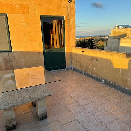 Tal-Bir Farmhouse Hotell Nadur Exteriör bild