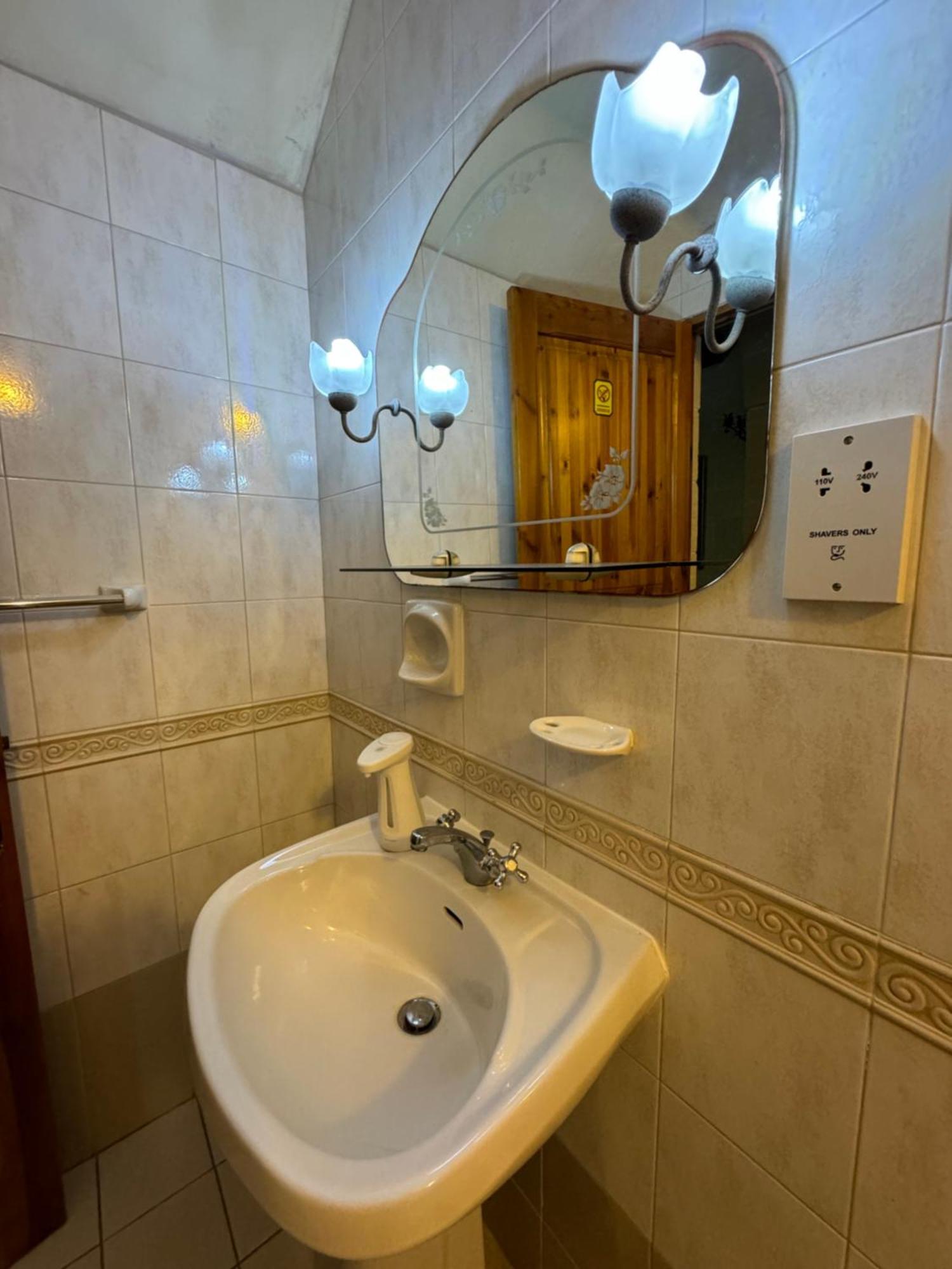 Tal-Bir Farmhouse Hotell Nadur Exteriör bild