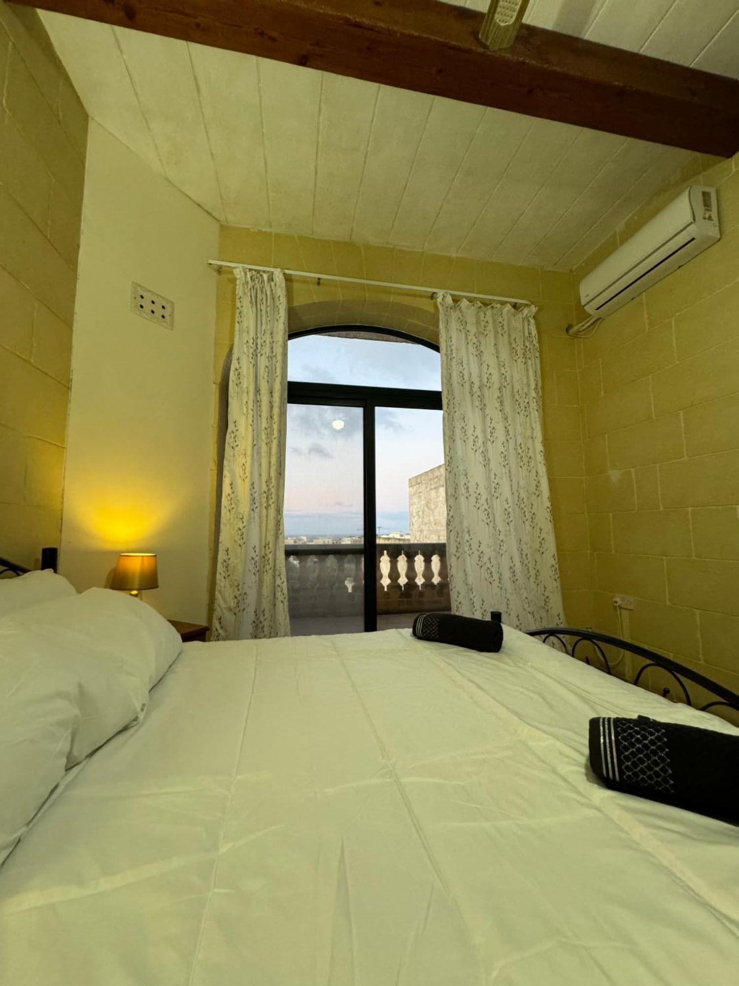 Tal-Bir Farmhouse Hotell Nadur Exteriör bild