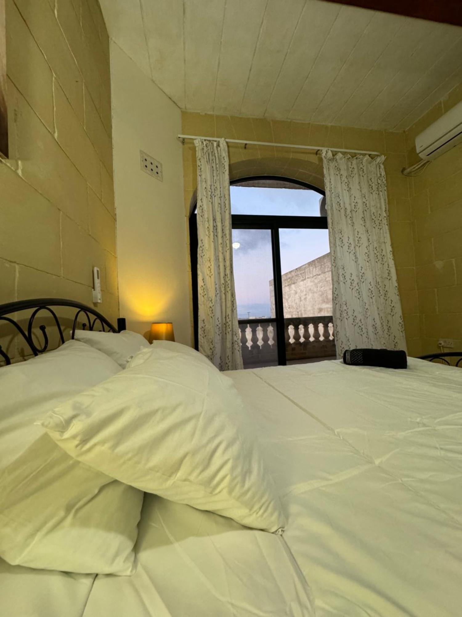 Tal-Bir Farmhouse Hotell Nadur Exteriör bild