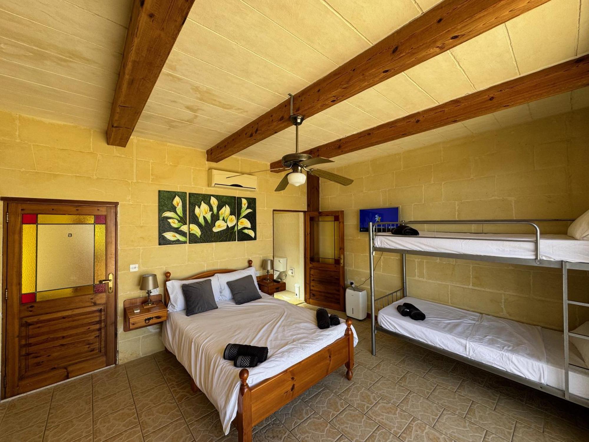 Tal-Bir Farmhouse Hotell Nadur Exteriör bild